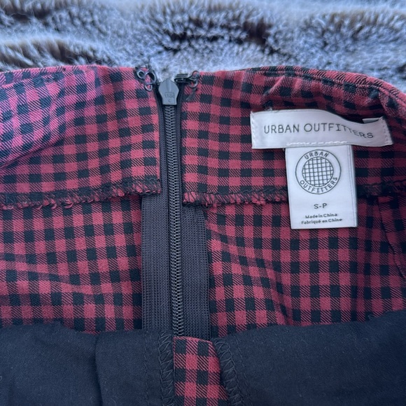 Urban Outfitters Red Gingham Skirt Size S - Picture 2 of 4